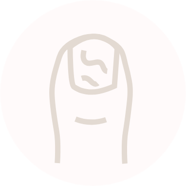 爪が白く濁る・爪が分厚くなる